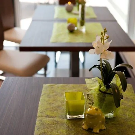 Hartlbauer * دورفغاستين